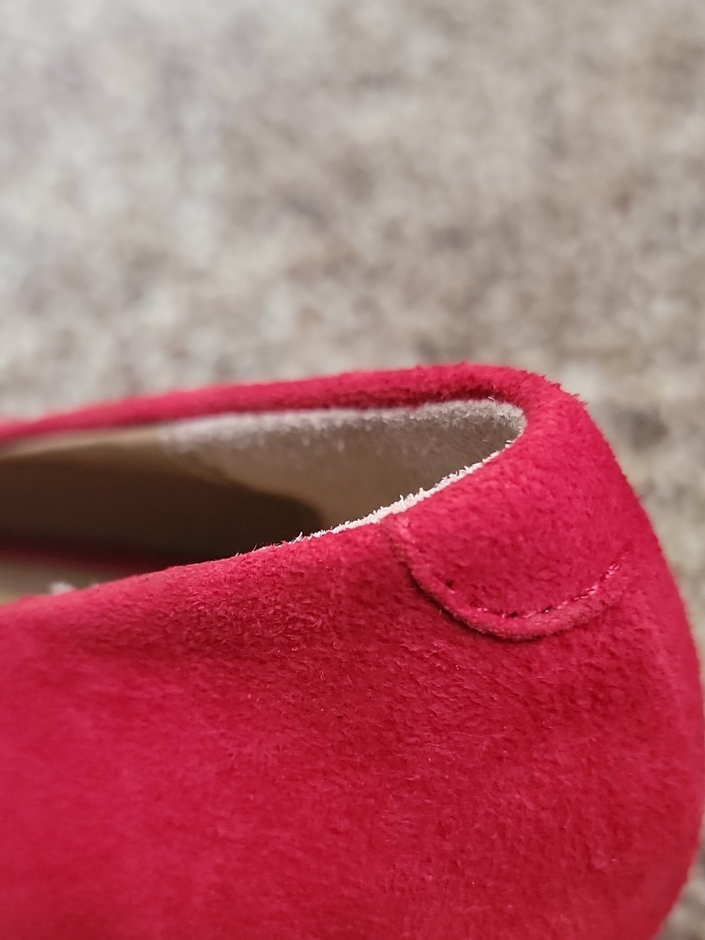 Vionic Red Suede Pointed-Toe Kitten Heels - Picture 11 of 12